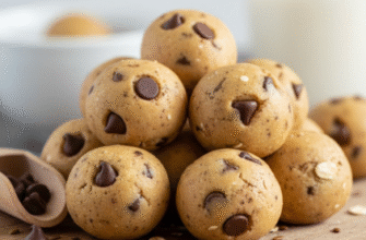 Easy Homemade Healthy Chocolate Chip Cookie Dough Bites
